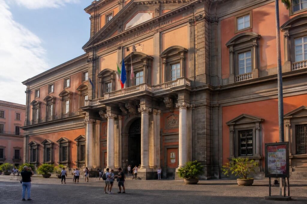 découvrez le musée archéologique national de naples : consultez les horaires d'ouverture, lisez les avis des visiteurs et réservez vos billets en ligne pour une visite inoubliable.